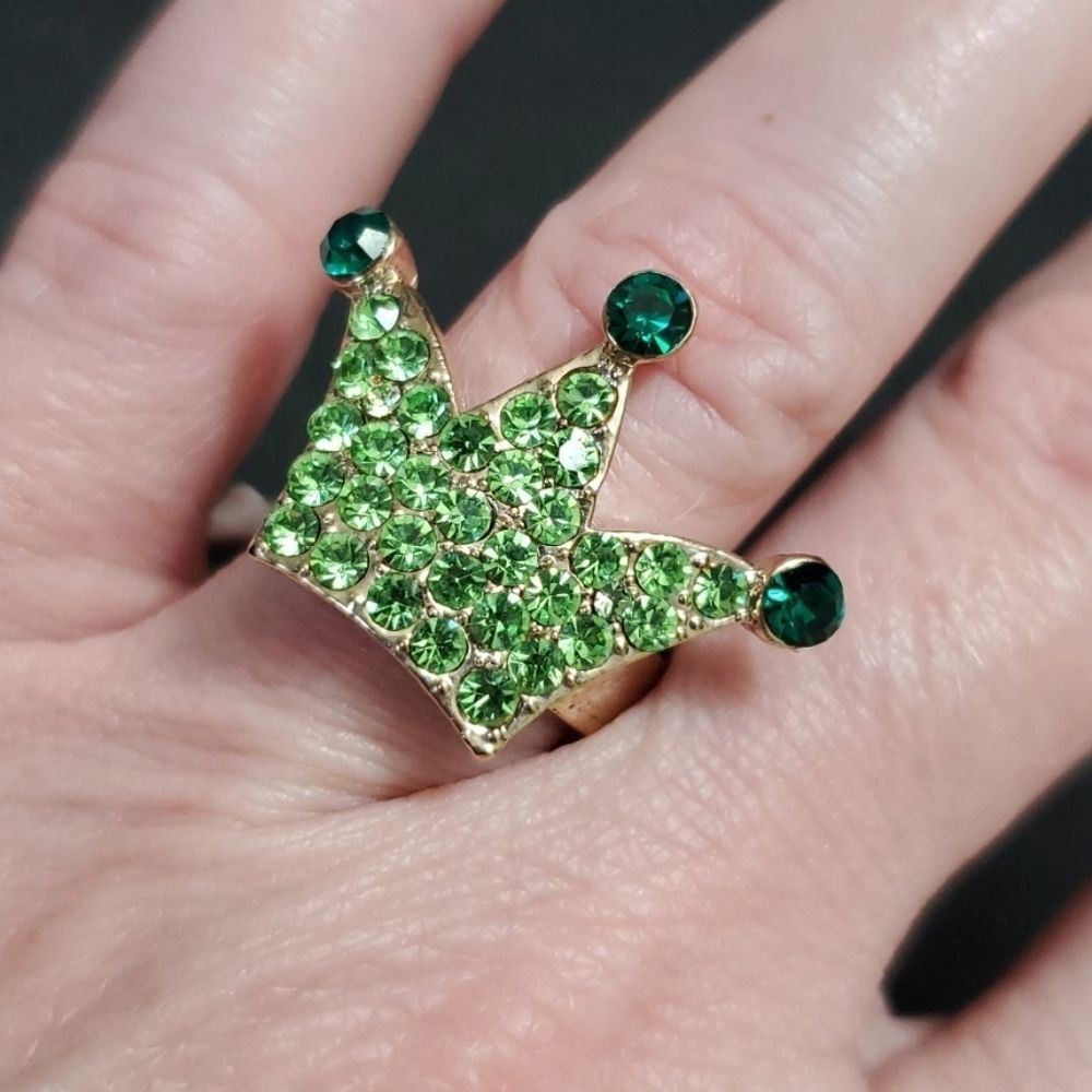 Gold tone green rhinestone ring adjustable